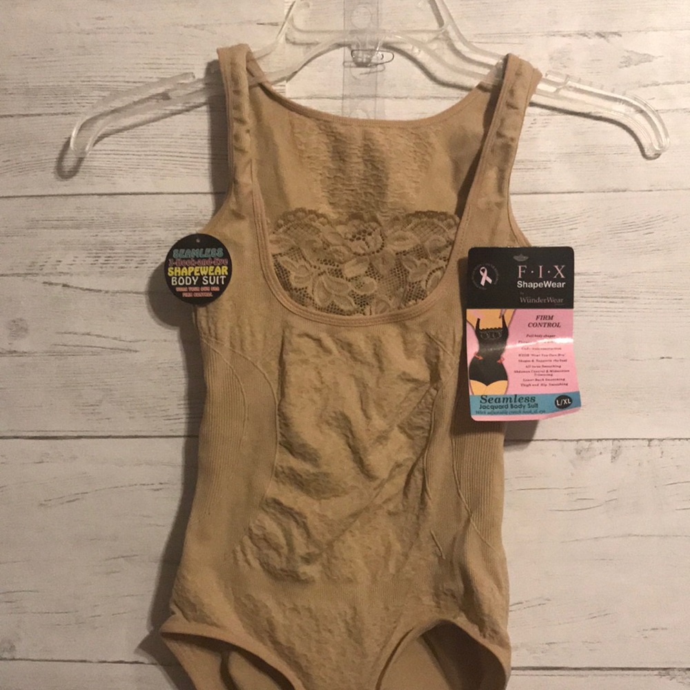Seamless jacquard body suit